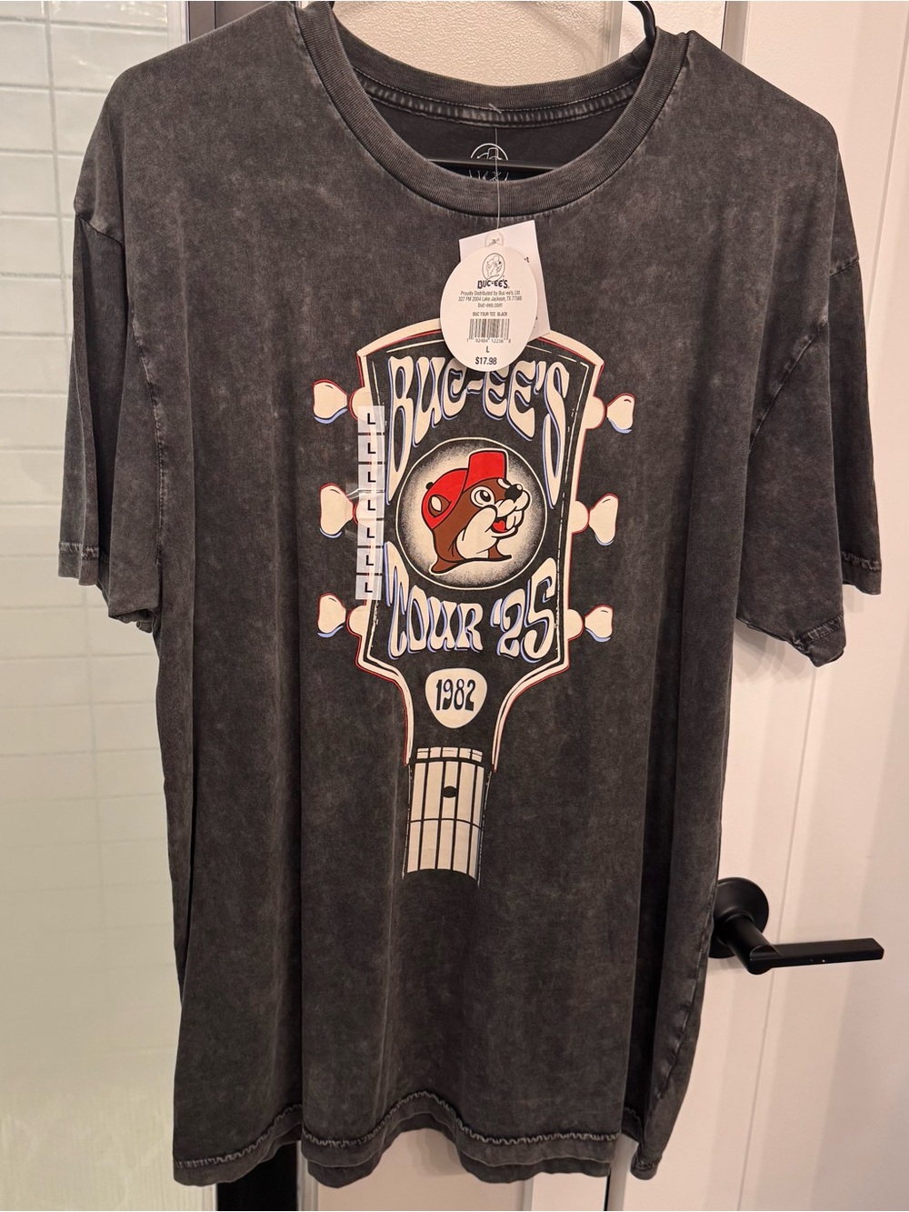 Buc-ee’s Tour ’25 Graphic Tee with Guitar Mascot